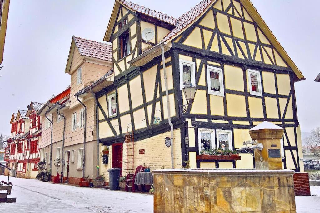 Fachwerkhaus Mitten In Der Altstadt - Ferien In Rotenburg Rotemburgo do Fulda Exterior foto